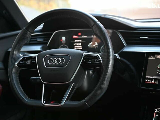 Ауді Q4 Sportback e-tron, об'ємом двигуна 0 л та пробігом 65 тис. км за 41288 $, фото 8 на Automoto.ua