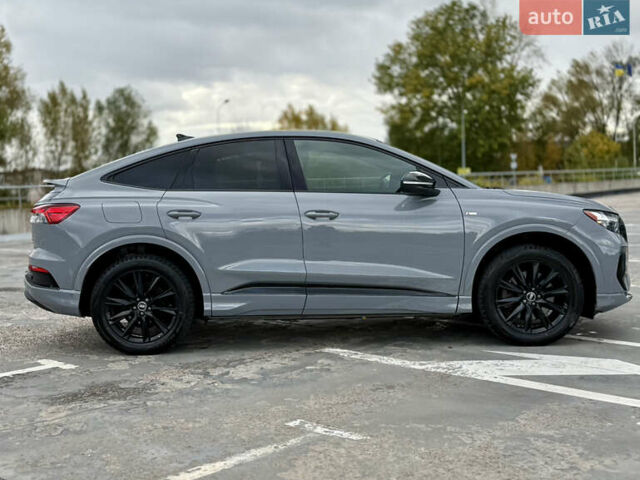 Серый Ауди Q4 Sportback e-tron, объемом двигателя 0 л и пробегом 82 тыс. км за 33000 $, фото 6 на Automoto.ua