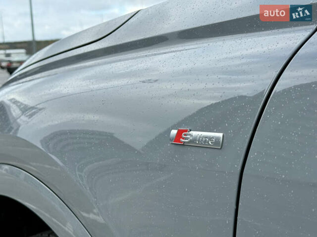 Серый Ауди Q4 Sportback e-tron, объемом двигателя 0 л и пробегом 82 тыс. км за 33000 $, фото 29 на Automoto.ua