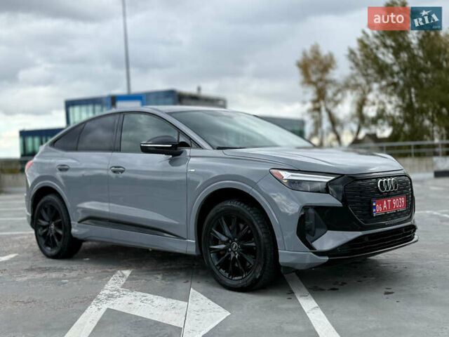 Серый Ауди Q4 Sportback e-tron, объемом двигателя 0 л и пробегом 82 тыс. км за 33000 $, фото 7 на Automoto.ua