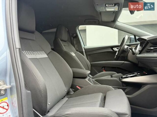Сірий Ауді Q4 Sportback e-tron, об'ємом двигуна 0 л та пробігом 149 тис. км за 24900 $, фото 32 на Automoto.ua
