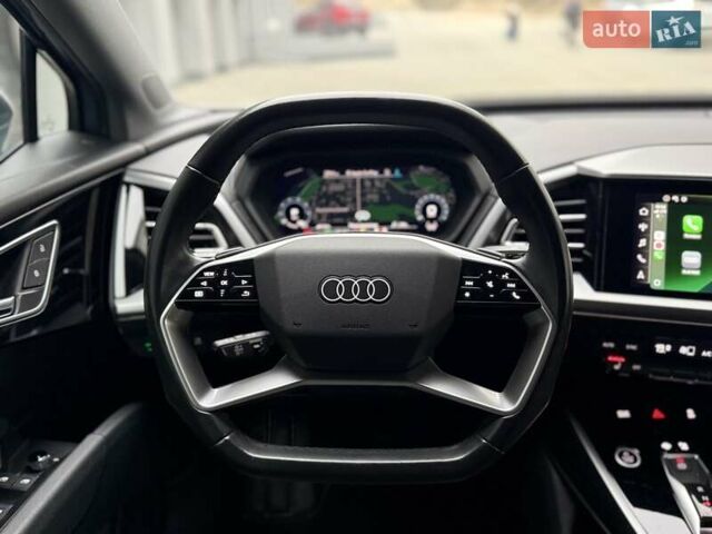 Сірий Ауді Q4 Sportback e-tron, об'ємом двигуна 0 л та пробігом 149 тис. км за 24900 $, фото 27 на Automoto.ua