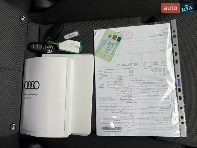 Сірий Ауді Q4 Sportback e-tron, об'ємом двигуна 0 л та пробігом 149 тис. км за 24900 $, фото 33 на Automoto.ua