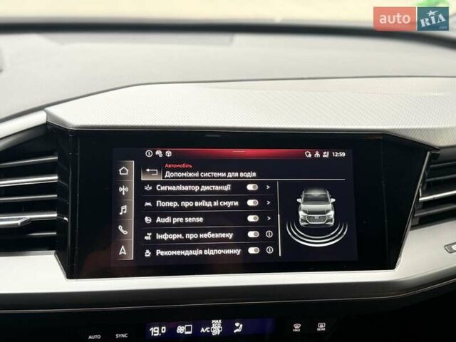 Сірий Ауді Q4 Sportback e-tron, об'ємом двигуна 0 л та пробігом 149 тис. км за 24900 $, фото 42 на Automoto.ua