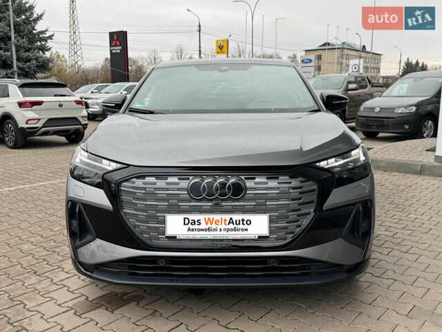 Серый Ауди Q4 Sportback e-tron, объемом двигателя 0 л и пробегом 70 тыс. км за 33990 $, фото 2 на Automoto.ua