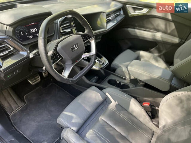 Серый Ауди Q4 Sportback e-tron, объемом двигателя 0 л и пробегом 25 тыс. км за 36000 $, фото 11 на Automoto.ua