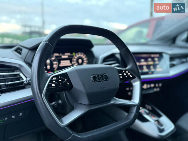 Серый Ауди Q4 Sportback e-tron, объемом двигателя 0 л и пробегом 43 тыс. км за 27999 $, фото 12 на Automoto.ua
