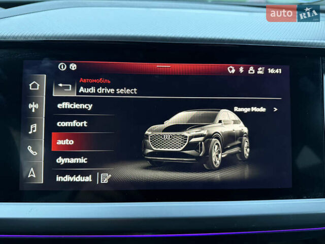 Серый Ауди Q4 Sportback e-tron, объемом двигателя 0 л и пробегом 43 тыс. км за 27999 $, фото 25 на Automoto.ua