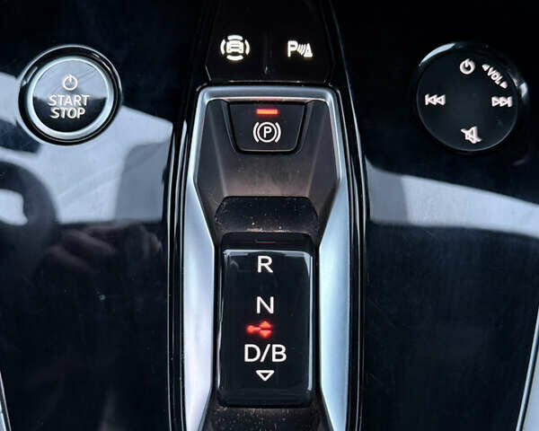 Серый Ауди Q4 Sportback e-tron, объемом двигателя 0 л и пробегом 43 тыс. км за 27999 $, фото 21 на Automoto.ua