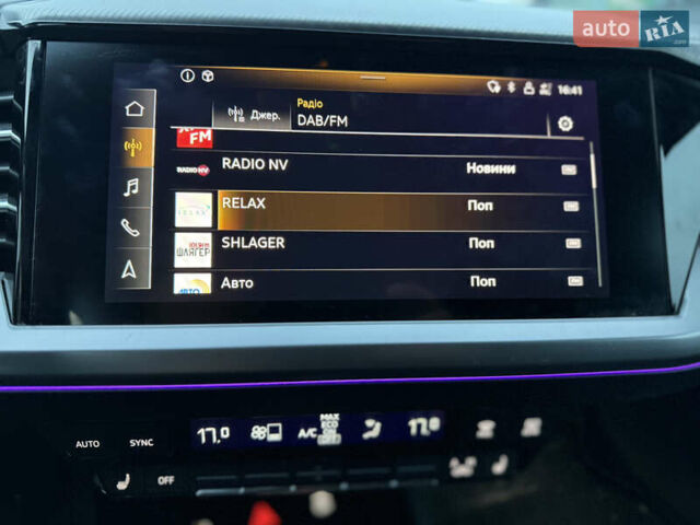 Серый Ауди Q4 Sportback e-tron, объемом двигателя 0 л и пробегом 43 тыс. км за 27999 $, фото 23 на Automoto.ua