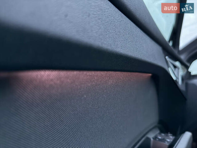 Серый Ауди Q4 Sportback e-tron, объемом двигателя 0 л и пробегом 43 тыс. км за 27999 $, фото 32 на Automoto.ua