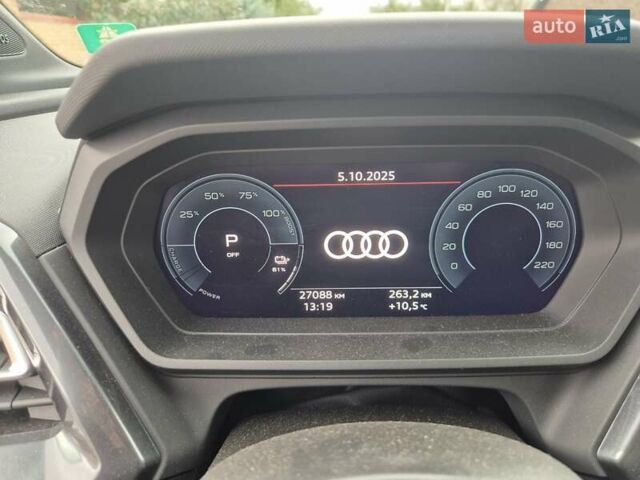 Серый Ауди Q4 Sportback e-tron, объемом двигателя 0 л и пробегом 27 тыс. км за 38000 $, фото 14 на Automoto.ua