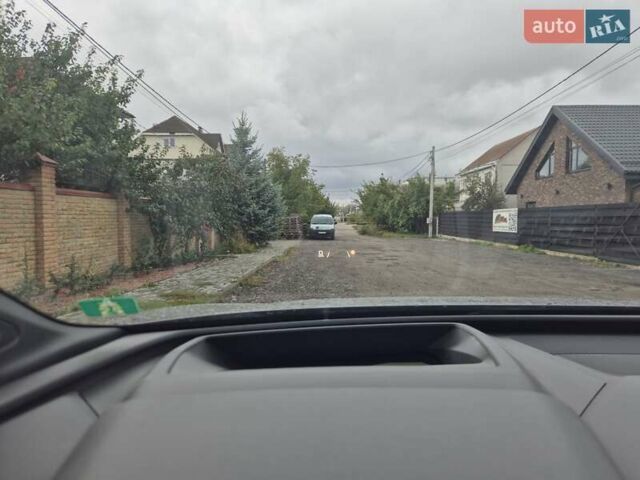 Серый Ауди Q4 Sportback e-tron, объемом двигателя 0 л и пробегом 27 тыс. км за 38000 $, фото 17 на Automoto.ua