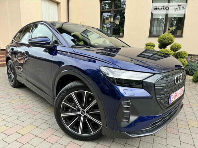 Синий Ауди Q4 Sportback e-tron, объемом двигателя 0 л и пробегом 35 тыс. км за 27500 $, фото 1 на Automoto.ua