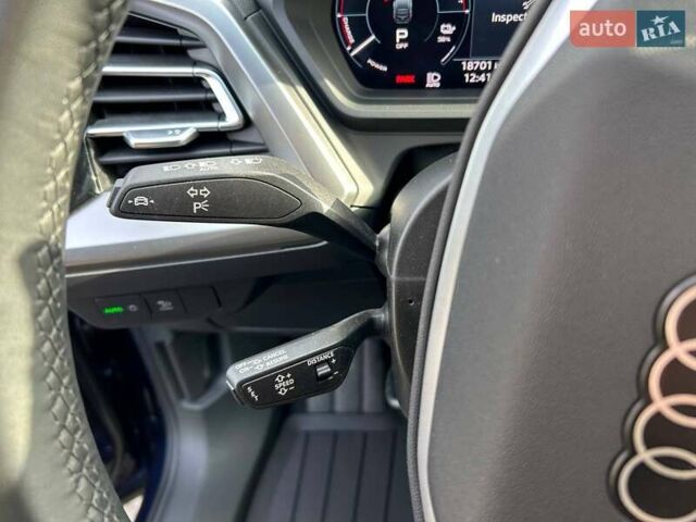 Синий Ауди Q4 Sportback e-tron, объемом двигателя 0 л и пробегом 19 тыс. км за 37999 $, фото 21 на Automoto.ua