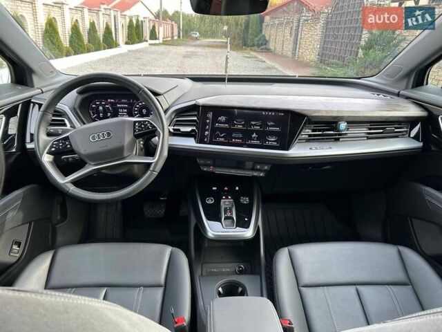 Синий Ауди Q4 Sportback e-tron, объемом двигателя 0 л и пробегом 19 тыс. км за 37999 $, фото 8 на Automoto.ua