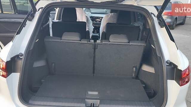 Білий Ауді Q5 e-tron, об'ємом двигуна 0 л та пробігом 1 тис. км за 45000 $, фото 7 на Automoto.ua