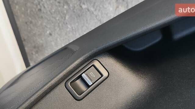 Білий Ауді Q5 e-tron, об'ємом двигуна 0 л та пробігом 1 тис. км за 45000 $, фото 12 на Automoto.ua