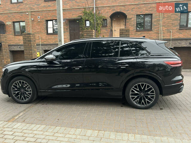 Черный Ауди Q5 e-tron, объемом двигателя 0 л и пробегом 19 тыс. км за 41000 $, фото 4 на Automoto.ua