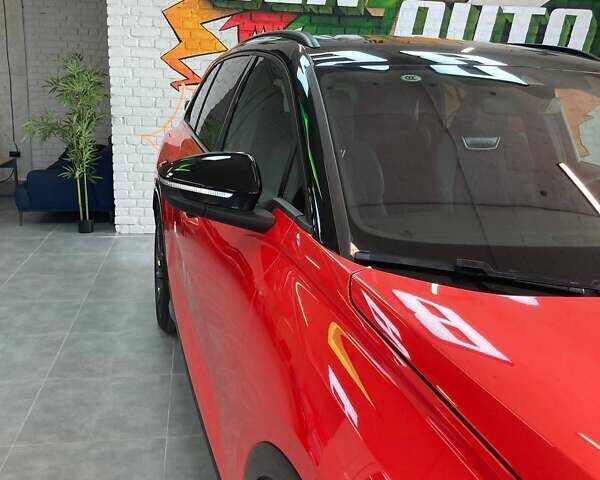 Червоний Ауді Q5 e-tron, об'ємом двигуна 0 л та пробігом 13 тис. км за 33900 $, фото 12 на Automoto.ua