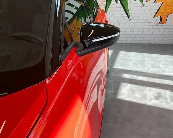 Червоний Ауді Q5 e-tron, об'ємом двигуна 0 л та пробігом 13 тис. км за 33900 $, фото 10 на Automoto.ua