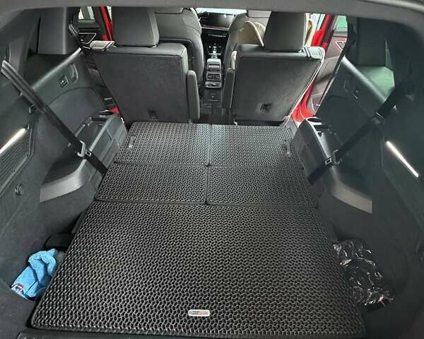 Красный Ауди Q5 e-tron, объемом двигателя 0 л и пробегом 22 тыс. км за 33777 $, фото 20 на Automoto.ua