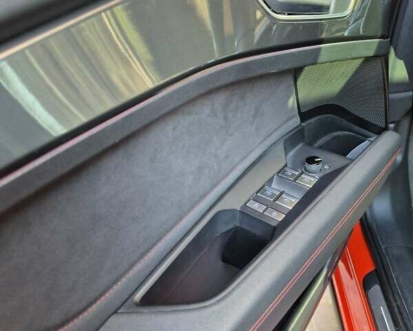 Красный Ауди Q5 e-tron, объемом двигателя 0 л и пробегом 47 тыс. км за 35000 $, фото 8 на Automoto.ua