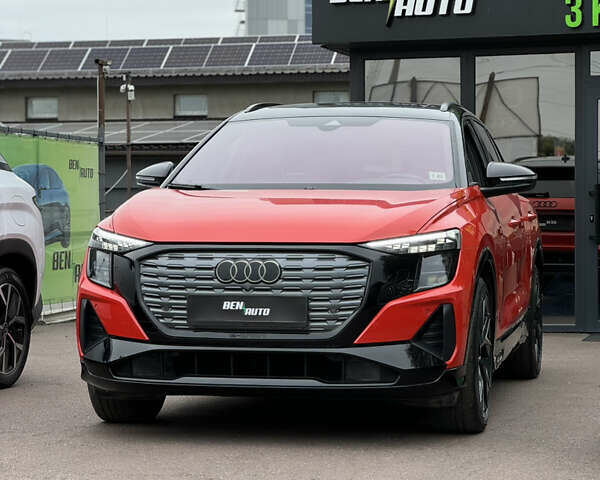 Красный Ауди Q5 e-tron, объемом двигателя 0 л и пробегом 37 тыс. км за 33900 $, фото 3 на Automoto.ua