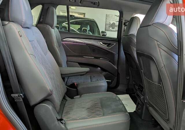 Красный Ауди Q5 e-tron, объемом двигателя 0 л и пробегом 31 тыс. км за 34050 $, фото 57 на Automoto.ua