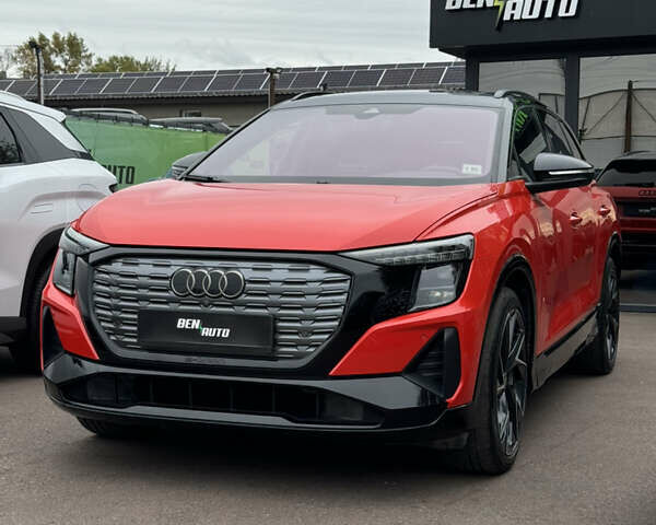 Червоний Ауді Q5 e-tron, об'ємом двигуна 0 л та пробігом 37 тис. км за 32800 $, фото 1 на Automoto.ua