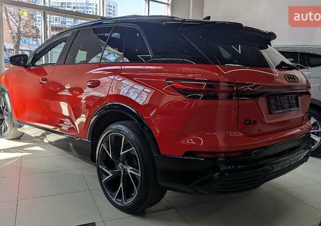 Красный Ауди Q5 e-tron, объемом двигателя 0 л и пробегом 31 тыс. км за 34050 $, фото 36 на Automoto.ua