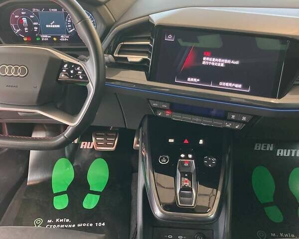 Червоний Ауді Q5 e-tron, об'ємом двигуна 0 л та пробігом 13 тис. км за 33900 $, фото 17 на Automoto.ua