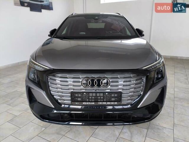 Сірий Ауді Q5 e-tron, об'ємом двигуна 0 л та пробігом 1 тис. км за 42000 $, фото 7 на Automoto.ua