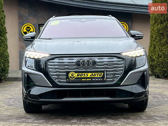 Серый Ауди Q5 e-tron, объемом двигателя 0 л и пробегом 1 тыс. км за 40500 $, фото 1 на Automoto.ua