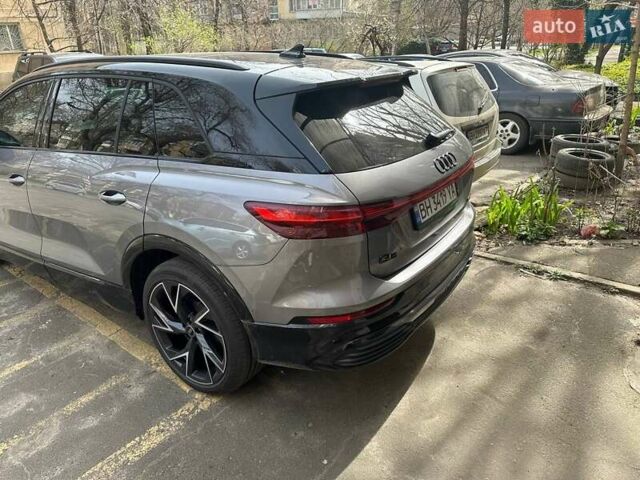 Серый Ауди Q5 e-tron, объемом двигателя 0 л и пробегом 18 тыс. км за 37777 $, фото 3 на Automoto.ua