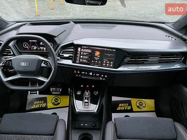 Серый Ауди Q5 e-tron, объемом двигателя 0 л и пробегом 1 тыс. км за 40500 $, фото 12 на Automoto.ua