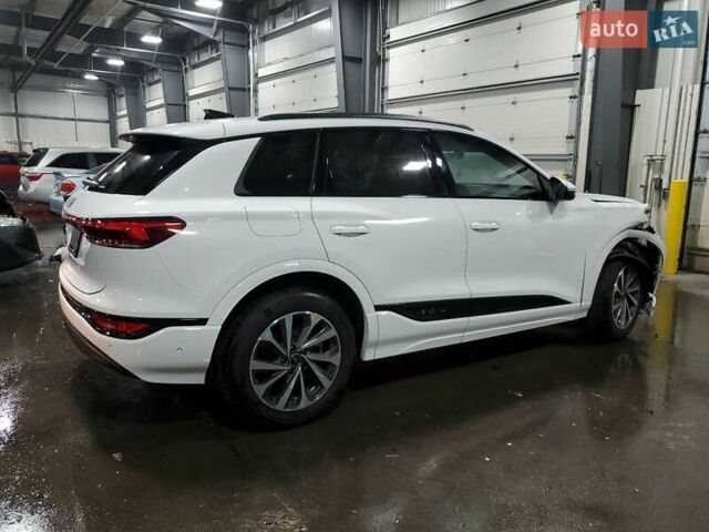 Белый Ауди Q6 e-tron, объемом двигателя 0 л и пробегом 20 тыс. км за 26000 $, фото 5 на Automoto.ua