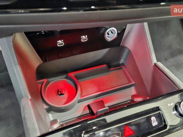 купить новое авто Ауди Q6 e-tron 2025 года от официального дилера Порше Захід Ауди фото