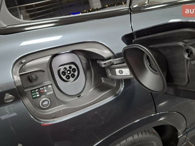 купить новое авто Ауди Q6 e-tron 2025 года от официального дилера Порше Захід Ауди фото