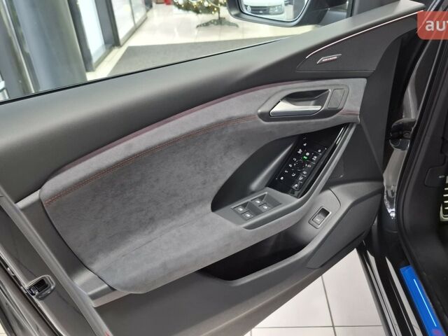 купить новое авто Ауди Q6 e-tron 2025 года от официального дилера Порше Захід Ауди фото