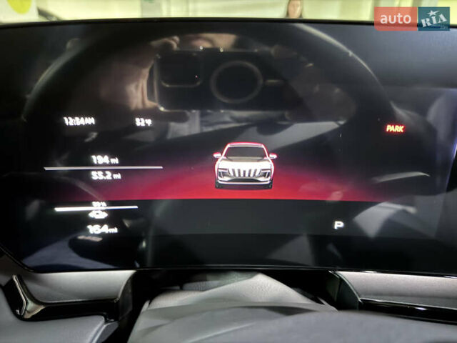 Серый Ауди Q6 e-tron, объемом двигателя 0 л и пробегом 1 тыс. км за 75000 $, фото 33 на Automoto.ua