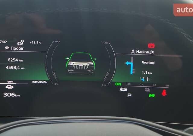 Сірий Ауді Q6 e-tron, об'ємом двигуна 0 л та пробігом 6 тис. км за 79700 $, фото 36 на Automoto.ua