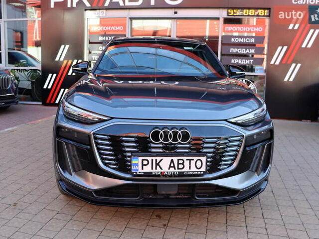 Серый Ауди Q6 e-tron, объемом двигателя 0 л и пробегом 1 тыс. км за 76900 $, фото 5 на Automoto.ua