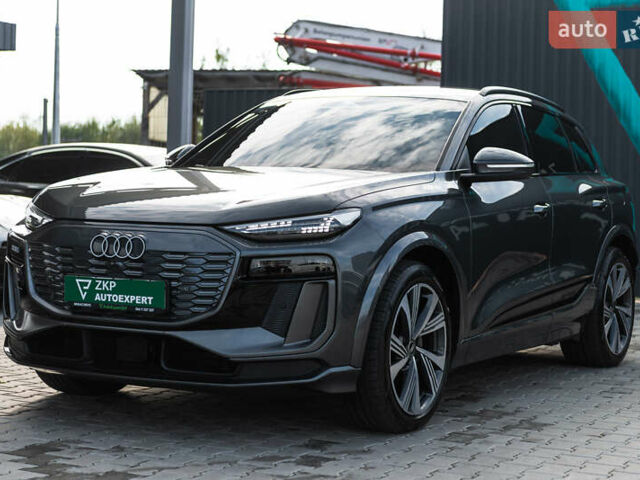 Серый Ауди Q6 e-tron, объемом двигателя 0 л и пробегом 21 тыс. км за 77000 $, фото 6 на Automoto.ua