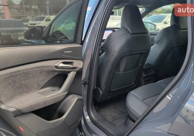 Сірий Ауді Q6 e-tron, об'ємом двигуна 0 л та пробігом 6 тис. км за 79700 $, фото 19 на Automoto.ua