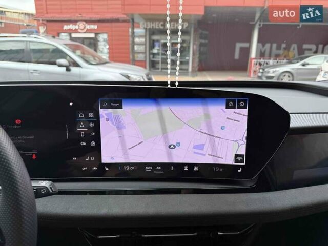 Серый Ауди Q6 e-tron, объемом двигателя 0 л и пробегом 4 тыс. км за 84900 $, фото 33 на Automoto.ua