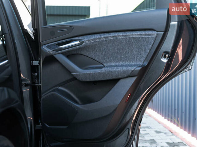 Сірий Ауді Q6 e-tron, об'ємом двигуна 0 л та пробігом 21 тис. км за 77500 $, фото 30 на Automoto.ua