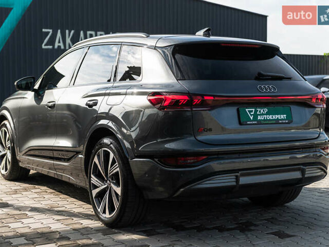 Серый Ауди Q6 e-tron, объемом двигателя 0 л и пробегом 21 тыс. км за 77000 $, фото 11 на Automoto.ua