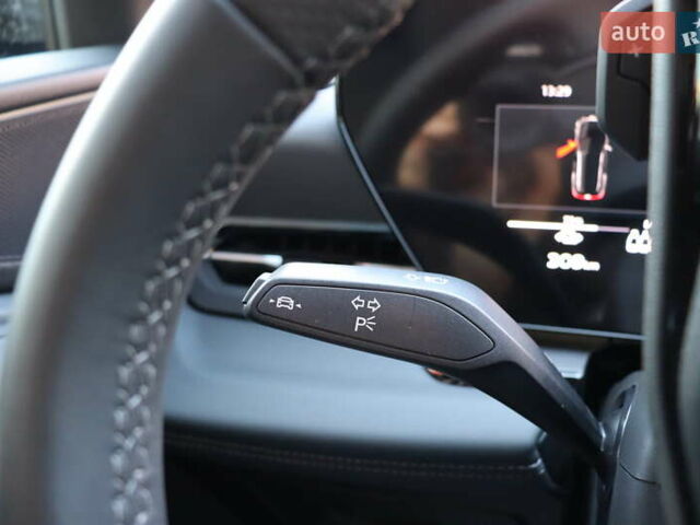 Серый Ауди Q6 e-tron, объемом двигателя 0 л и пробегом 1 тыс. км за 76900 $, фото 25 на Automoto.ua