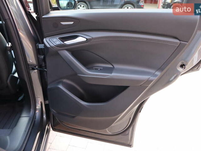 Серый Ауди Q6 e-tron, объемом двигателя 0 л и пробегом 1 тыс. км за 76900 $, фото 45 на Automoto.ua